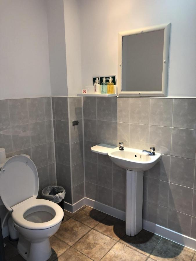 בוטל Breeze Guest House מראה חיצוני תמונה