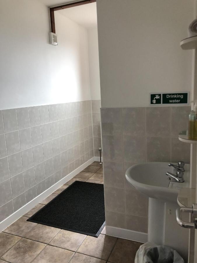 בוטל Breeze Guest House מראה חיצוני תמונה