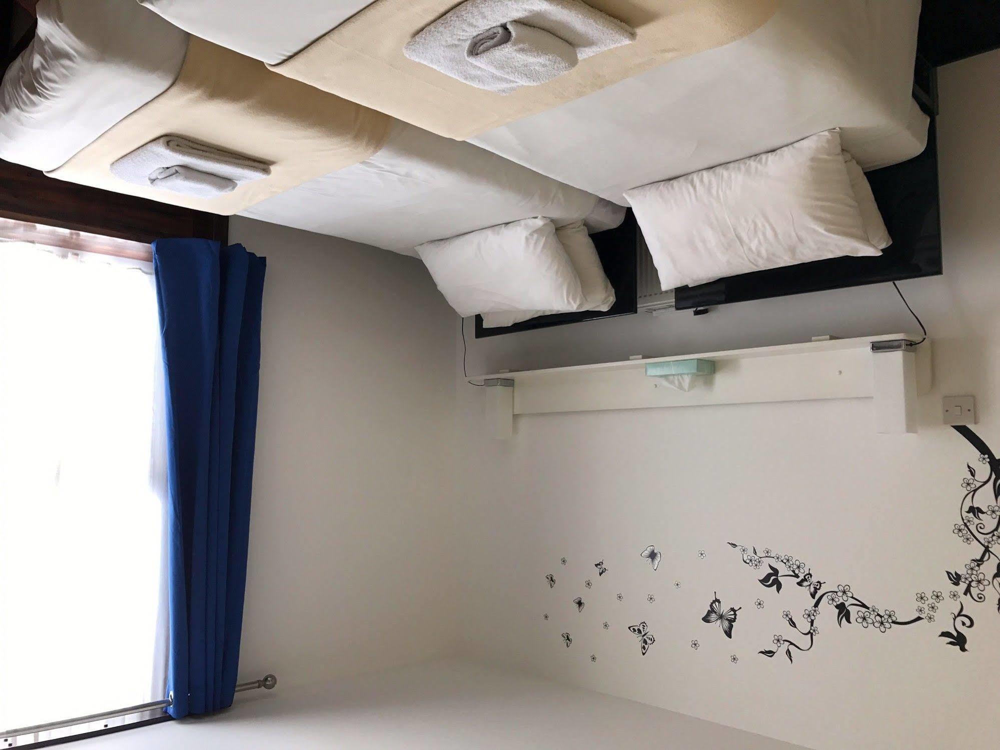 בוטל Breeze Guest House מראה חיצוני תמונה