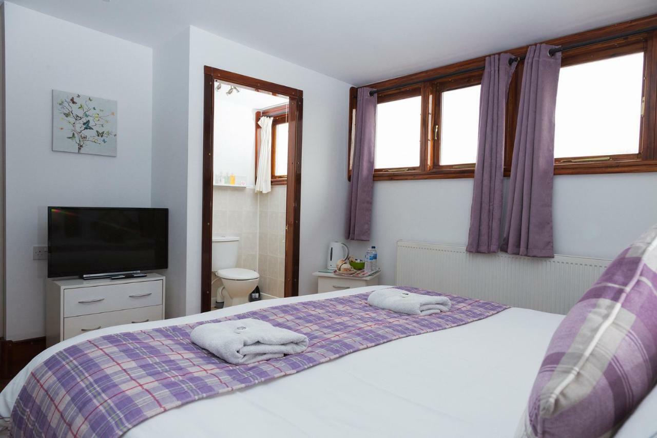 בוטל Breeze Guest House מראה חיצוני תמונה
